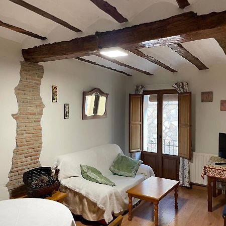 Casa Rural Aras Apartamentos Turisticos Aras De Los Olmos Екстериор снимка