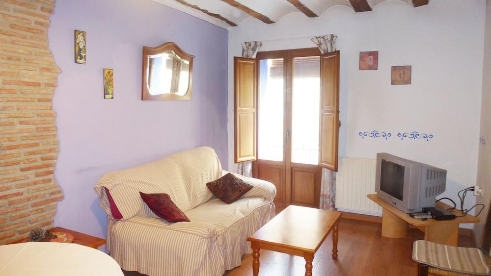 Casa Rural Aras Apartamentos Turisticos Aras De Los Olmos Екстериор снимка