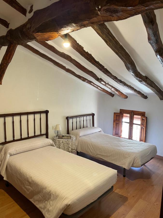 Casa Rural Aras Apartamentos Turisticos Aras De Los Olmos Екстериор снимка